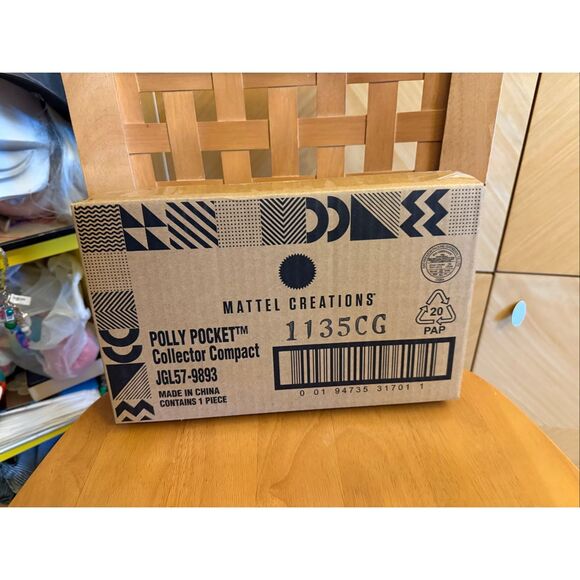 Mattel Creations Polly Pocket X GCDS Compact New JGL57 New - Picture 2 of 16